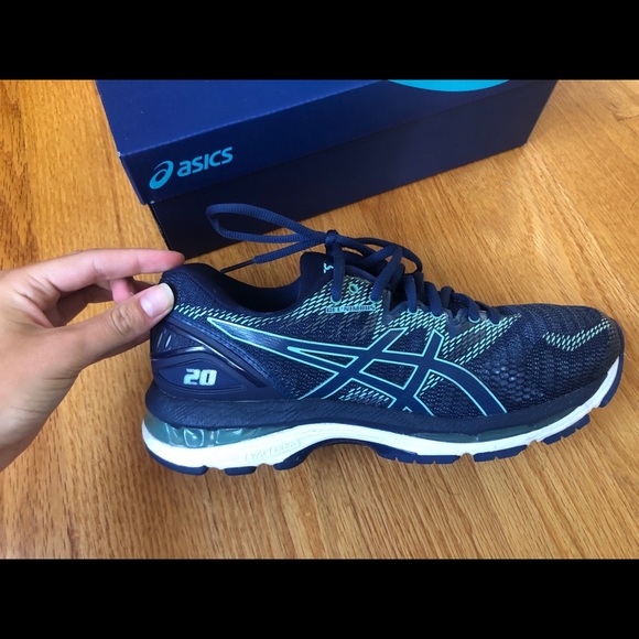 NWOT Asics Gel-Nimbus 20 Size 8.5 - Picture 2 of 4